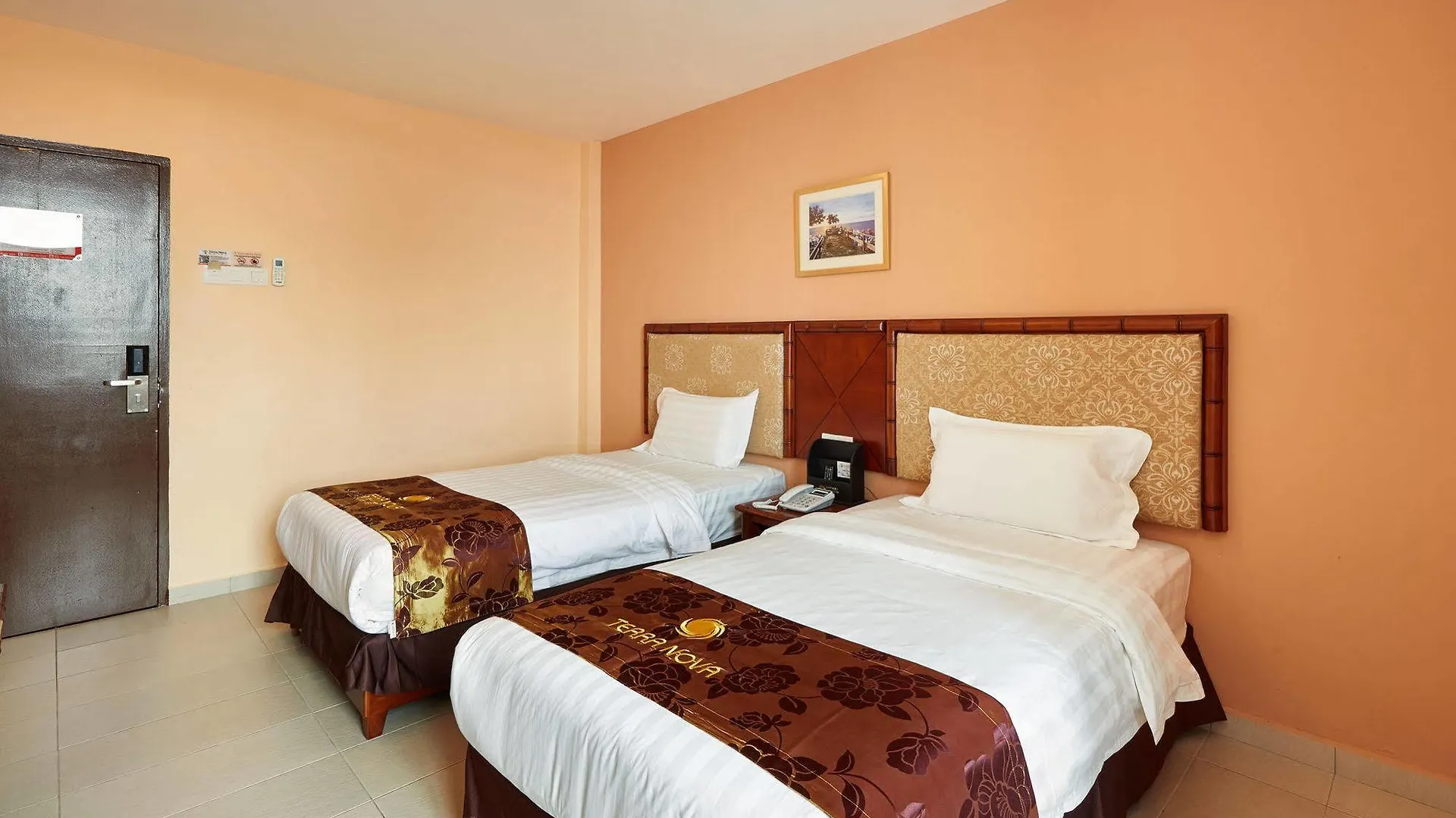 Terra Nova Hotel Malacca 3*,